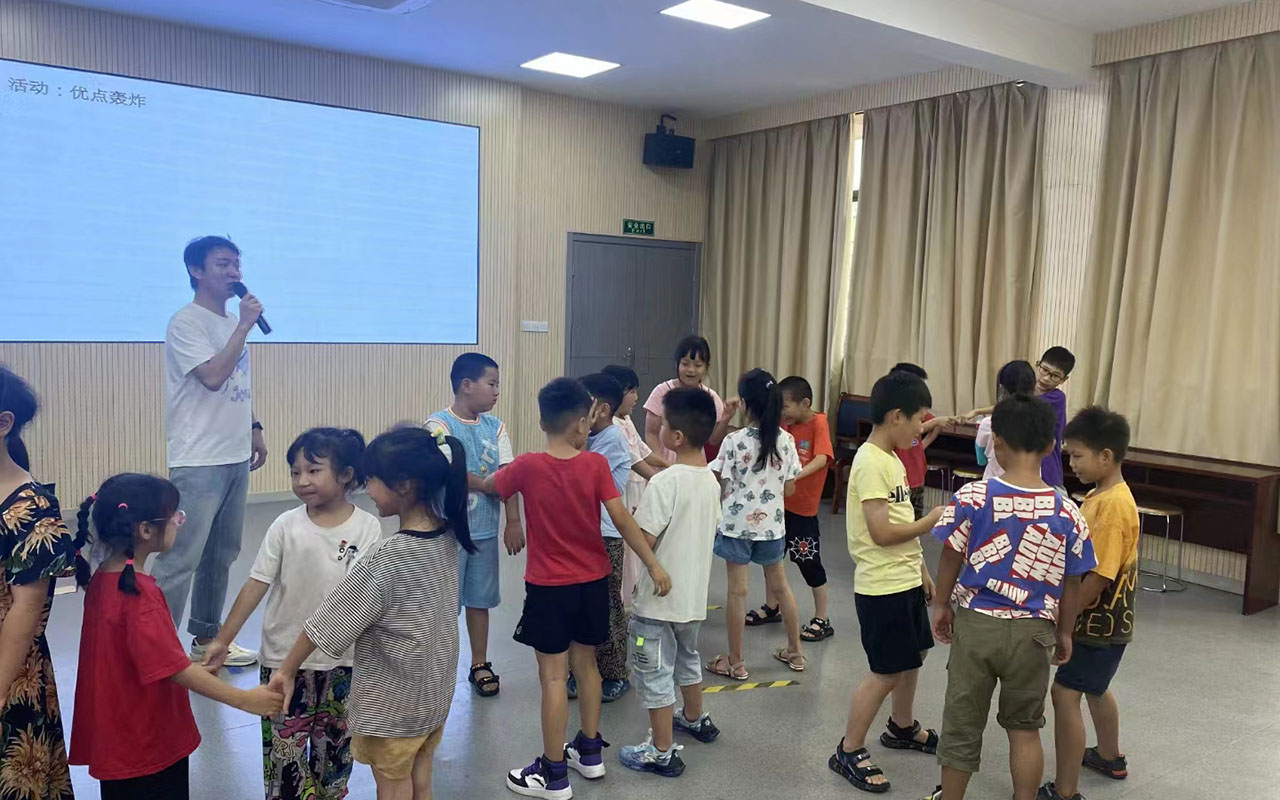 临清龙观乡中心学校